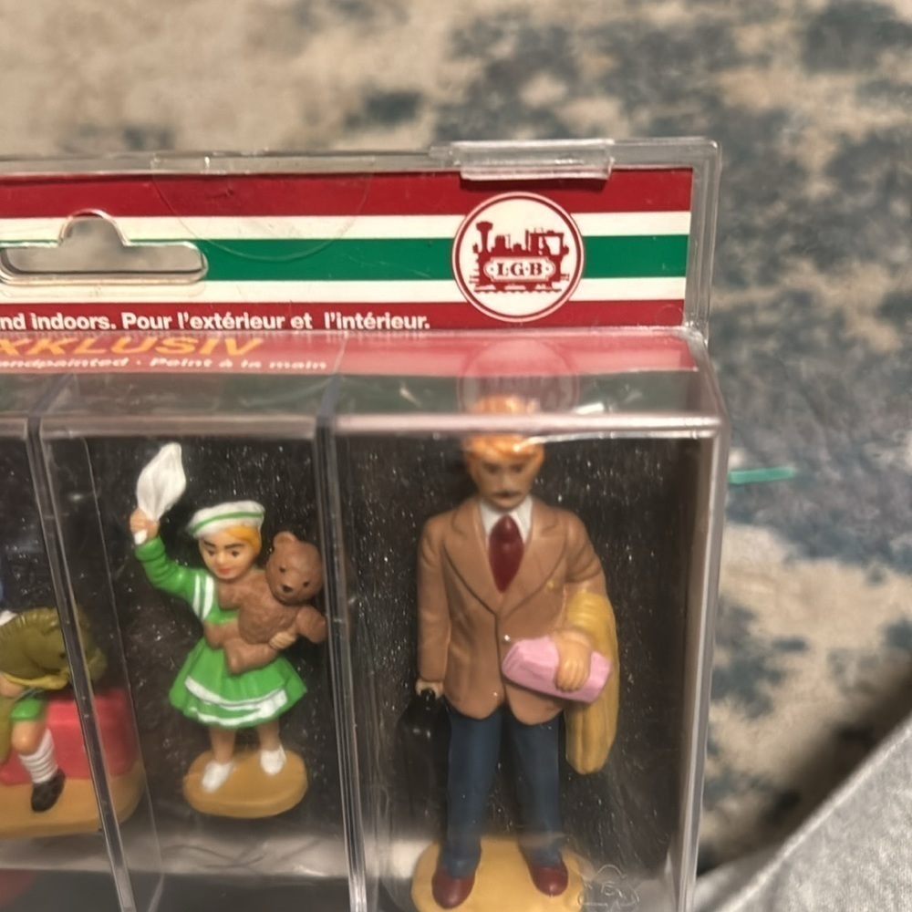 LGB figures new in box - Picture 3 of 5